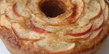 Bolo de maçã fit
