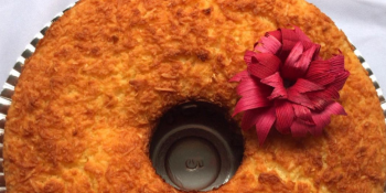 Bolo de macaxeira com mussarela