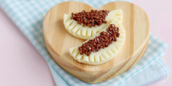 Pastel de leite ninho com morango