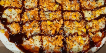 Pizza de frango com barbecue