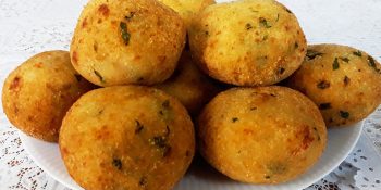 Bolinhos de casca de batata