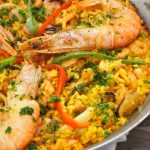 Receita de paella de camarão para saborear a mais deliciosa do mundo em casa @canseidemiojo