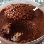 Delicioso mousse de chocolate sem creme de leite; vamos fazer agora? @gourmet