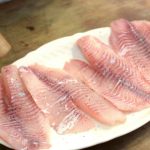 Filé de tilápia no forno que tem bem menos óleo do que as demais receitas @tanogosto