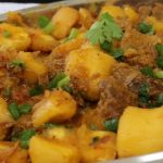 @divinasreceitas preparou este prato de acém com mandioca na panela de pressão muito gostoso