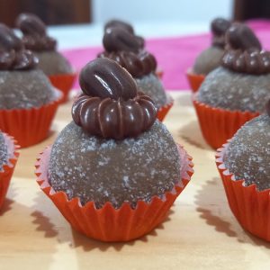 Brigadeiro de café para quem ama esse pretinho e não dispensa novos sabores @canalchoreal