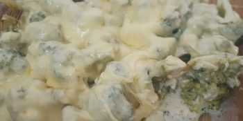 Brócolis com molho branco