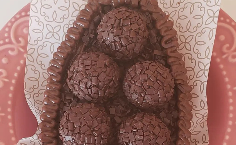 Recheio De Brigadeiro Para Ovo De Páscoa O Mais Fácil Para Você Não Errar 8168