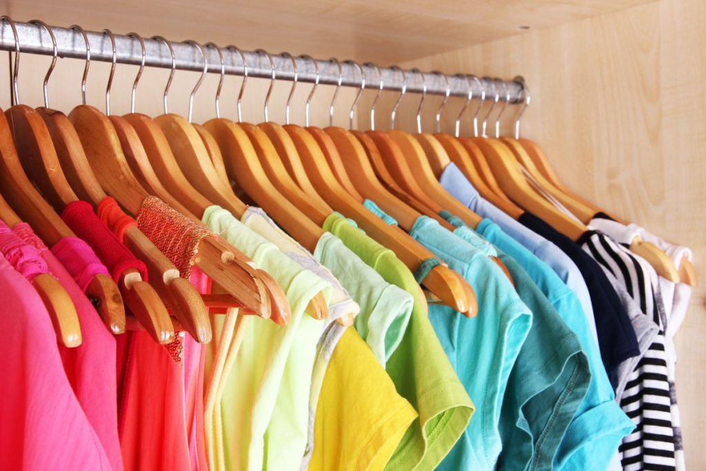 tirar cheiro ruim de roupas