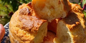 Pão de queijo gigante