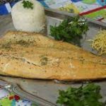 Salmão assado pra comer algo rapidinho e matar a fome