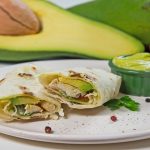 Receita de Wrap de Abacate e Salada fácil, rápido e simples @amoabacate