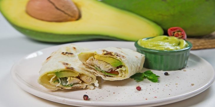 Receita de Wrap de Abacate e Salada fácil, rápido e simples @amoabacate