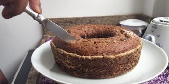 bolo com casca de banana