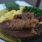 Faça frango ao molho pardo delicioso e bem rapidinho