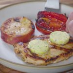 Molho de iogurte para frango que é barato e delicioso