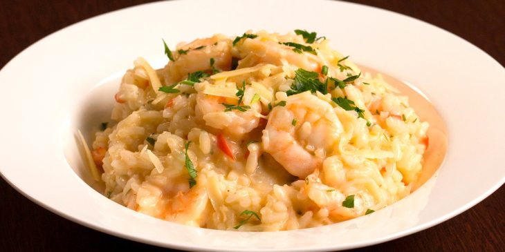 Risoto de camarão com a melhor receita que existe (fácil e prática)