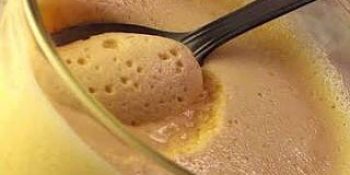 Mousse de maracujá sem lactose