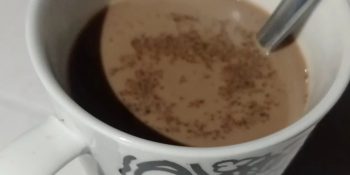Café com chocolate quente