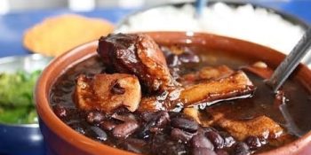Feijão preto com charque