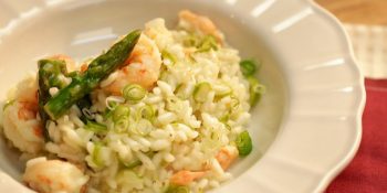 Risoto de camarão e aspargos