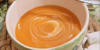 Sopa de abóbora com gengibre