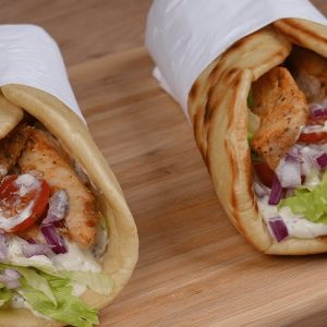 Wrap de frango com Rap10 é super saudável e fica pronto bem rapidinho @aquelareceita