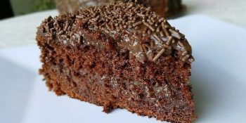 bolo de chocolate molhadinho