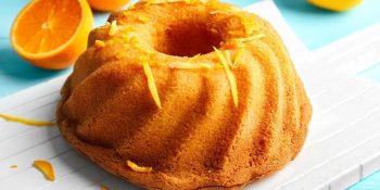 Bolo de laranja com tang