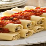 Receita fácil de canelone de ricota para jantar em alto estilo