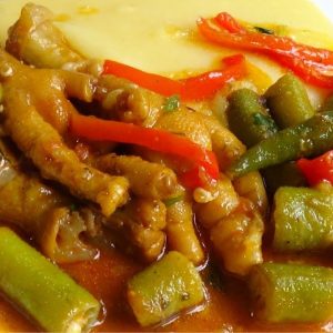 Receita de frango com quiabo e angu que fica pronta bem rapidinho @alessandrasantos