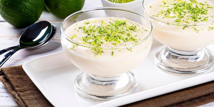 Mousse de limão com tang ótima opção com apenas 03 ingredientes