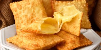 Pastel de feira de queijo