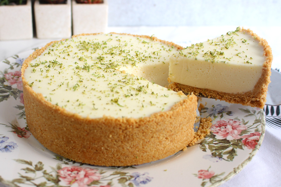 torta de limão com base de biscoito de leite bolacha @sabornamesa