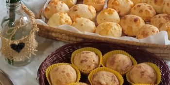 Pão de queijo com farinha de milho