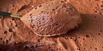 Mousse de Dia dos Namorados é a sobremesa simples que vocês dois vão amar
