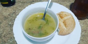 Caldo de mandioca