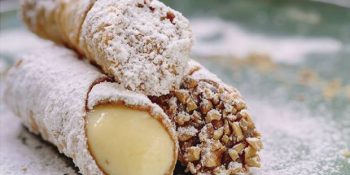 Cannoli recheado