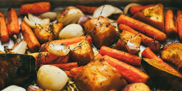 Receita de legumes assados é o melhor e mais prático acompanhamento da janta ou almoço