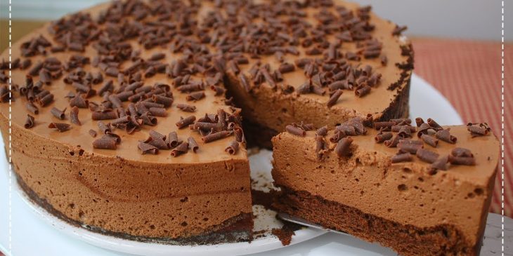 torta mousse de chocolate