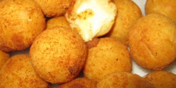 Bolinho de queijo rápido
