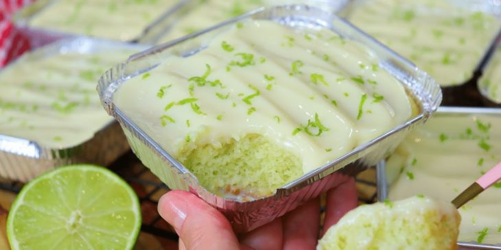 bolo de limão com maizena bolo de limão com farinha de aveia bolo de limão com 1 ovo bolo de limão com calda bolo de limão econômico bolo de limão com leite condensado bolo seco de limão bolo de limão com manteiga