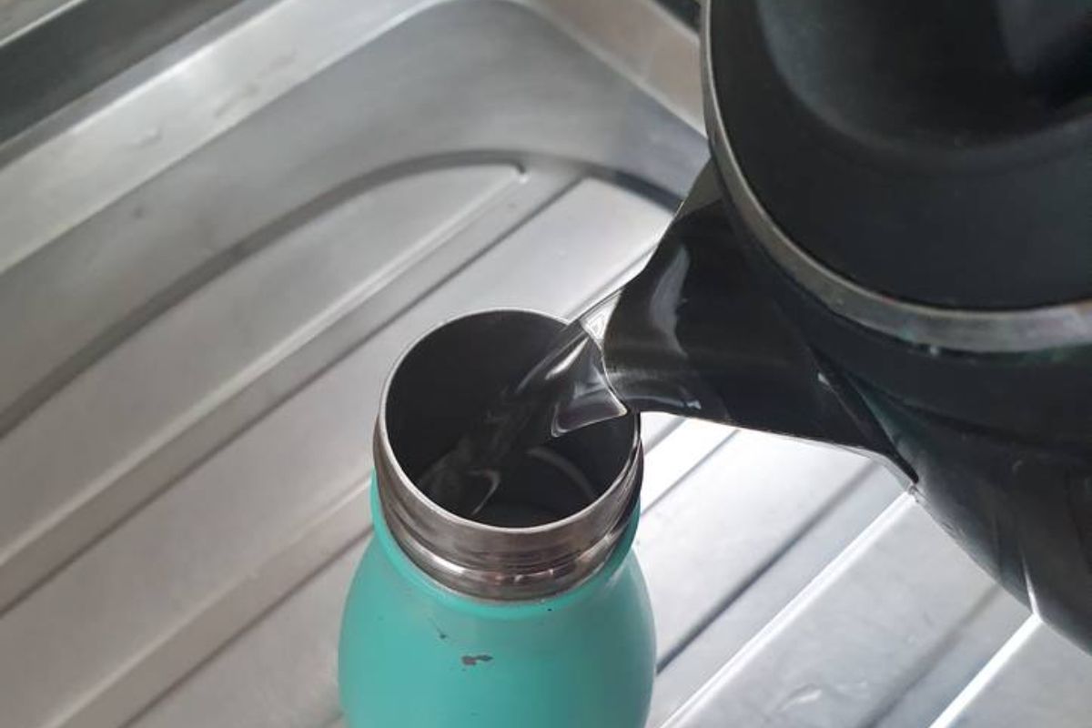 como limpar térmica de café