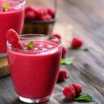 Batido de manga, morango e framboesa