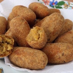 receita de croquete de frango com batata receita de croquete de frango para festa receita de croquete de frango simples croquete de frango tudo gostoso croquete de frango ao forno croquete de frango com massa de coxinha croquete de frango cru croquete com sobras de frango