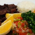 O que servir de entrada para um almoço de feijoada?