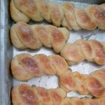 receita de rosca caseiro com fermento biológico seco (10g) receita de rosca bem macia e fofinha receita de rosca simples tudo gostoso receita de rosca simples de liquidificador receita de rosca da roça receita de rosca com fermento biológico seco receita rosca doce fofinha receita de rosca da vovó