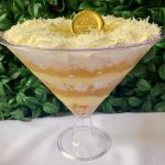 Sobremesa de abacaxi com coco