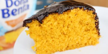 bolo de cenoura com leite