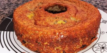 bolo integral de banana sem farinha e sem açúcar